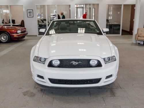 Convertible 5.0L CD 5.0L 4V TI-VCT V8 ENGINE  (STD) Rear Wheel Drive Fog Lamps, US $32,000.00, image 2