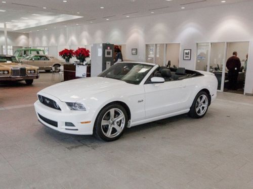 Convertible 5.0L CD 5.0L 4V TI-VCT V8 ENGINE  (STD) Rear Wheel Drive Fog Lamps, US $32,000.00, image 3