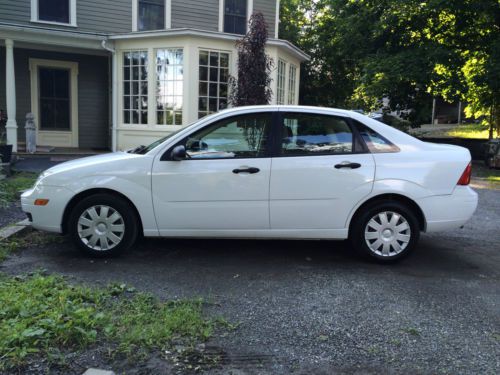 2006 ford focus zx4 sedan 4-door 2.0l