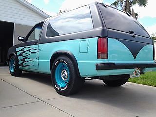 1991 chevrolet s-10 v-8  blazer street machine. excellent condition