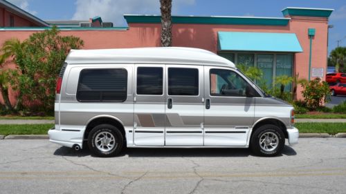 2002 gmc cobra high top conversion van one owner,  service records, leather !!!