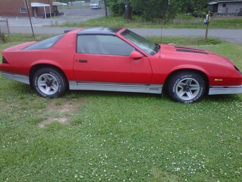 1986 chevrolet camaro z28 coupe 2-door 350 auto