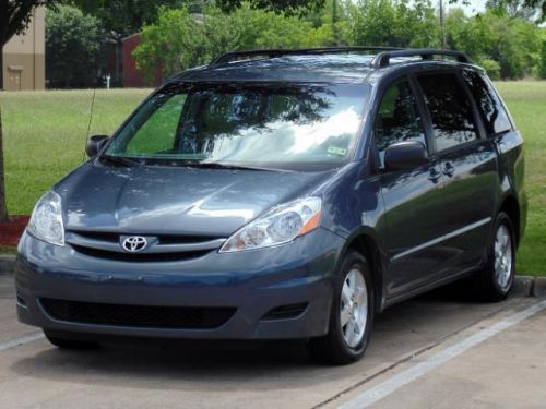 2010 Toyota Sienna LE, US $14,800.00, image 22