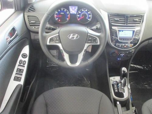 2014 hyundai accent se