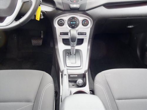 2014 ford fiesta se