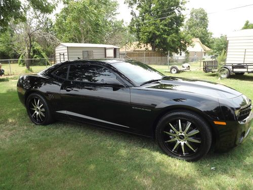 2011 chevrolet camaro ls coupe 2-door 3.6l