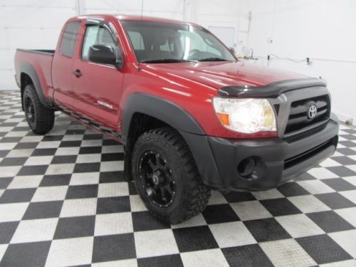 08 Extended Cab Short Box 4x4 CD Player Bug Shield Custom Wheels and Tires, image 2