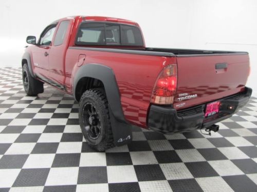 08 Extended Cab Short Box 4x4 CD Player Bug Shield Custom Wheels and Tires, image 4
