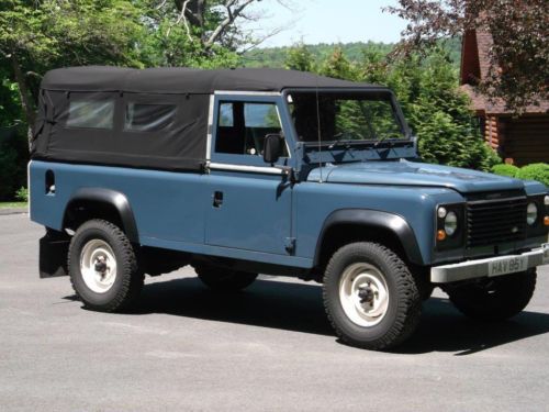 Land rover defender 110 soft top - v8 rover