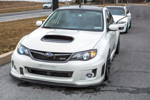 2011 subaru wrx hatchback  27k miles 5spd