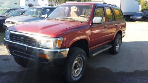 1995 toyota 4runner 4x4 auto.runs and drives has some body rust.brand new tires