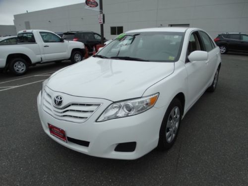 2011 toyota le