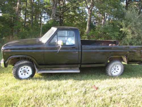 1984 ford f-150 base standard cab pickup 2-door 5.0l