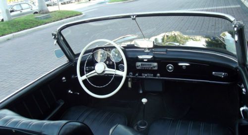 1959 MERCEDES BENZ 190 SL. TRIPLE BLACK. EXCELLENT CONDITION. SECOND OWNER CAR!!, image 4