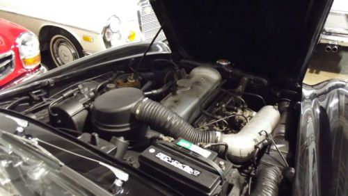 1959 MERCEDES BENZ 190 SL. TRIPLE BLACK. EXCELLENT CONDITION. SECOND OWNER CAR!!, image 22