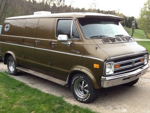 1978 dodge tradesman 200  no reserve