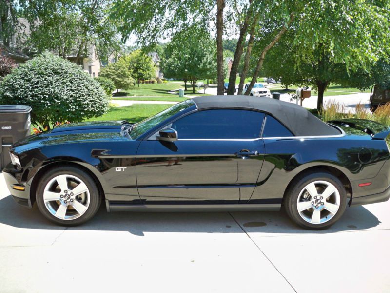 2010 ford mustang gt