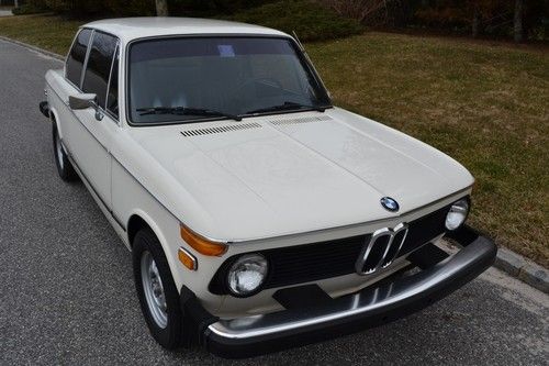 1976 bmw 2002 in very good condition.