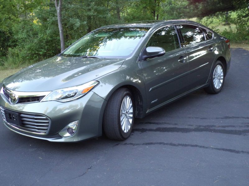 2014 toyota avalon limited