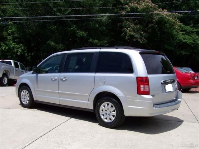 2010 Chrysler Town & Country LX 1-OWNER EXT BO, US $7,500.00, image 2