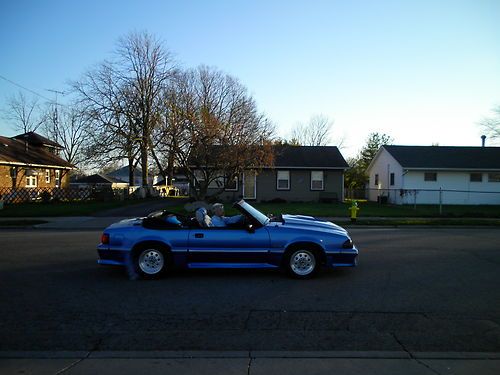 1988 ford mustang gt convertible 2-door 5.0 h.o john force