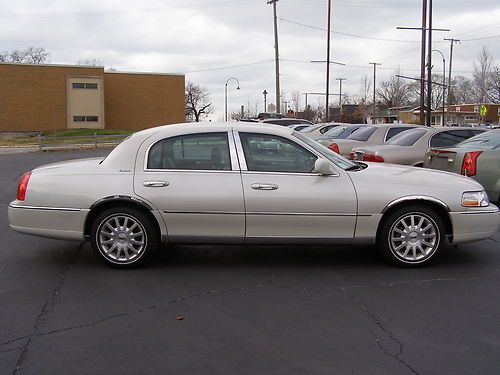 2006 lincoln town car signature l sedan 4-door 4.6l