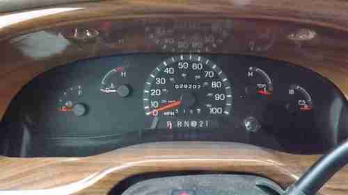 Wheelchair van, image 4