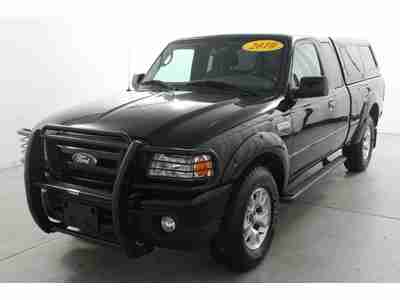 Sport Truck 4.0L CD 4X4 6 cylinder  w/MP3/SAT Low miles topper linex Certified, image 2