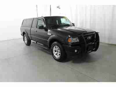 Sport Truck 4.0L CD 4X4 6 cylinder  w/MP3/SAT Low miles topper linex Certified, image 4
