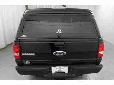 Sport Truck 4.0L CD 4X4 6 cylinder  w/MP3/SAT Low miles topper linex Certified, image 8