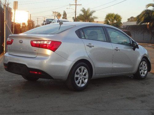 2012 kia rio salvage repairable rebuilder only 30k miles runs!!!