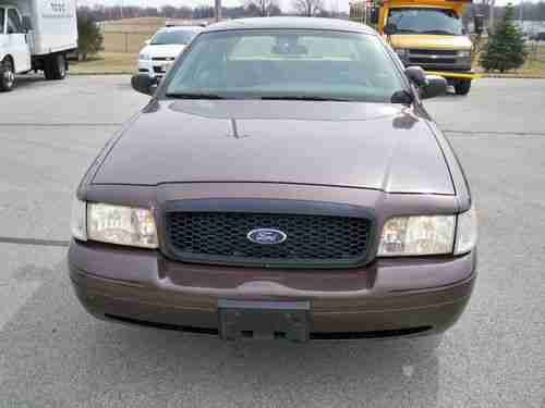 2002 Ford Crown Victoria Police Interceptor, image 4