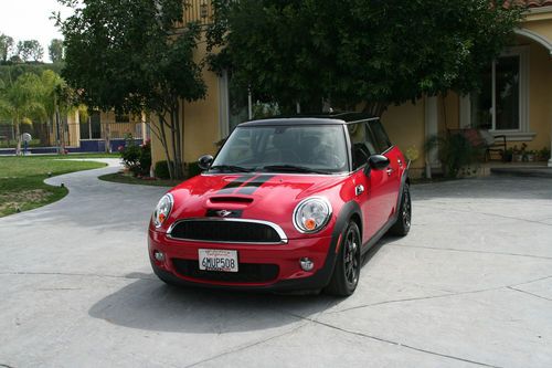 2010 mini cooper s hatchback 2-door 1.6l