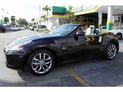 ROADSTER, SIX SPEED MANUAL TRANSMISSION, image 4