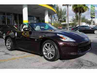 ROADSTER, SIX SPEED MANUAL TRANSMISSION, image 8