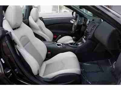 ROADSTER, SIX SPEED MANUAL TRANSMISSION, image 20