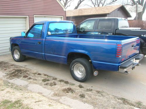 1988 chevrolet cheyenne 1/2 ton 2 wd  ((( no reserve auction )))