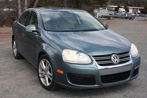 2006 volkswagen jetta 5 speed sedan 4-door 2.5l