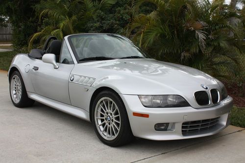 2001 bmw z3 roadster convertible silver/black 2-door 3.0l 47k miles