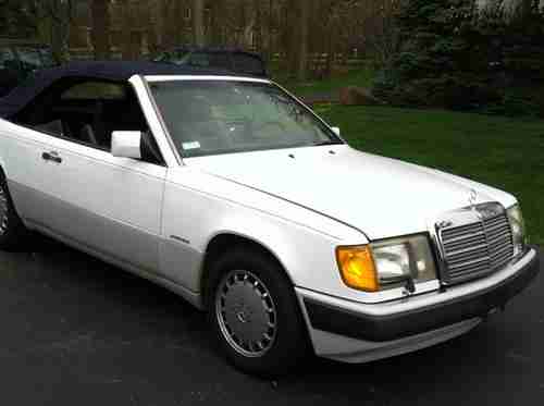 1990 Mercedes-Benz 300CE Convertible Coupe 2-Door 3.0L, image 2