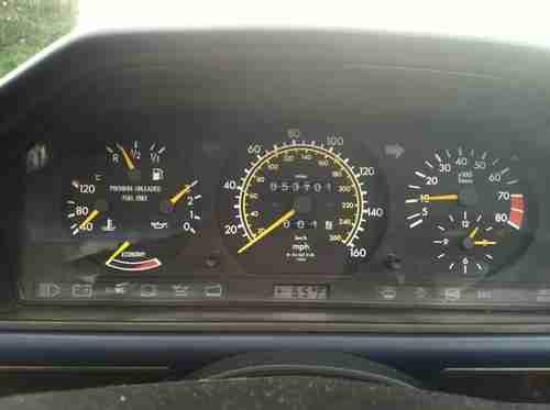 1990 Mercedes-Benz 300CE Convertible Coupe 2-Door 3.0L, image 8