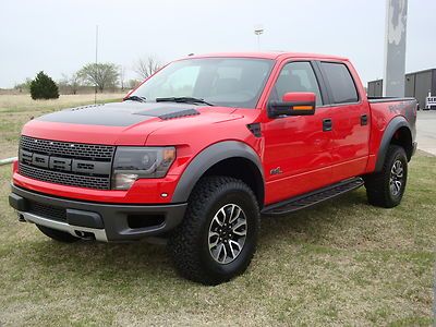 Brand new 2013 6.2l svt raptor moonroof graphics cameras remote start v8 crewcab