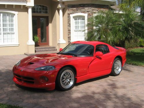 1997 dodge viper gts, red esterior, black interior, original owner, low miles