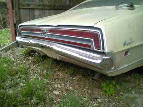 1971 Ford Thunderbird, image 2