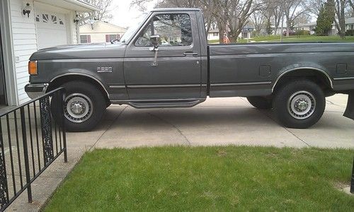 1989 ford f-250 xlt lariat standard cab pickup 2-door 7.5l