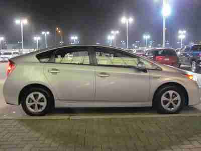 Four Certified Hatchback 1.8L CD Navigation 8 Speakers AM/FM radio MP3 decoder, image 5