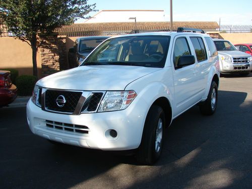 2011 nissan pathfinder le sport utility 4-door 4.0l