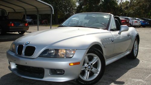 2002 bmw z3 roadster convertible 2-door 2.5l