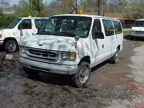 1997 Ford E-250 Econoline Cargo Van 2-Door 5.4L - CNG compressed natural gas, image 11