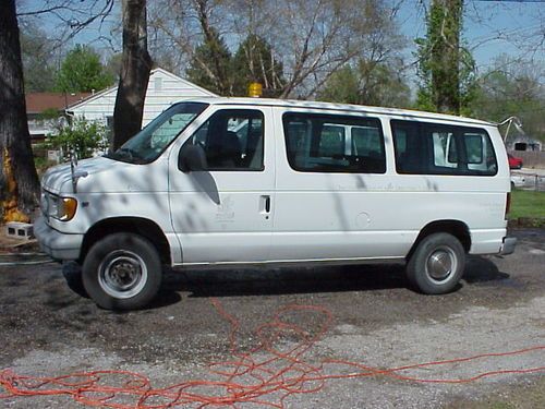 1997 Ford E-250 Econoline Cargo Van 2-Door 5.4L - CNG compressed natural gas, image 15